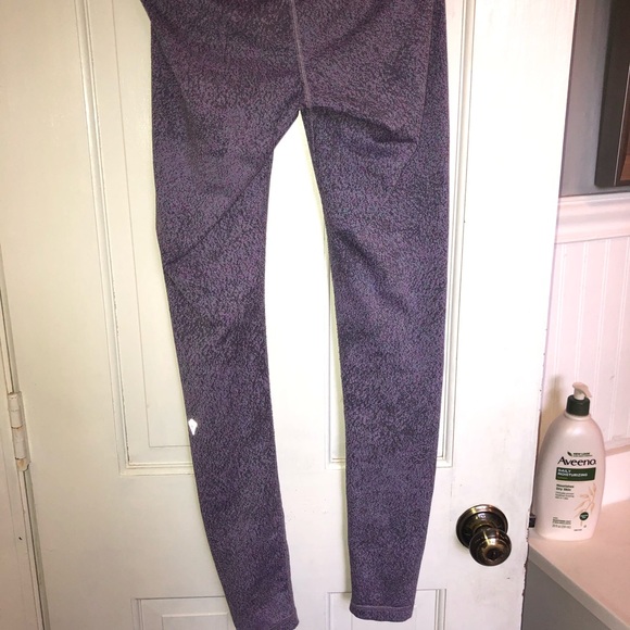 ivivva (LULULEMON GIRLS) leggings deep discount💜 - Picture 3 of 5